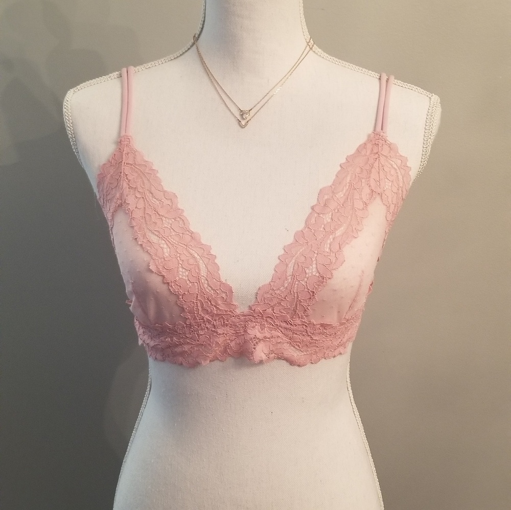Lacy pink bralette